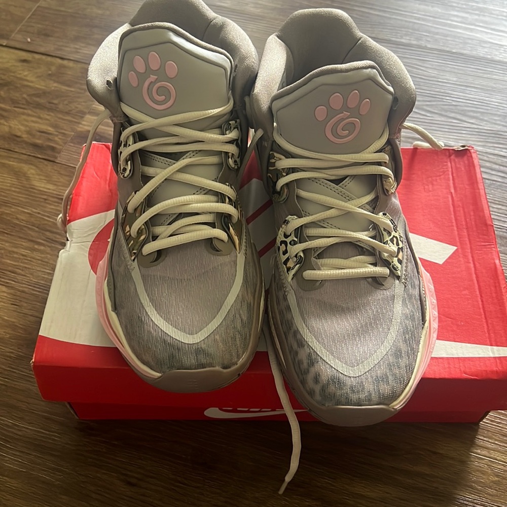 Infinity kyrie nike basketball shoes